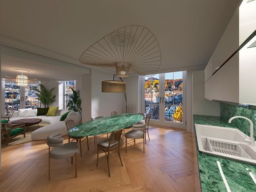 Apartment / Etagenwohnung in Nizza, Alpes-Maritimes