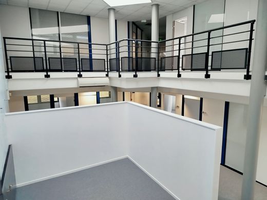 Office in Le Bourget-du-Lac, Savoy