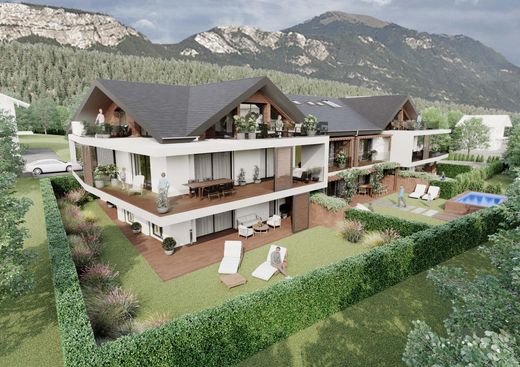 Apartment / Etagenwohnung in Bonneville, Haute-Savoie