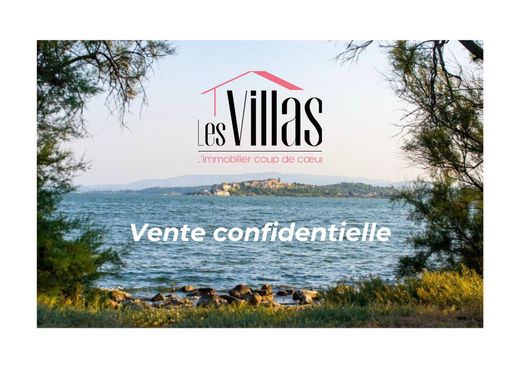 Villa in Perpignan, Pyrénées-Orientales