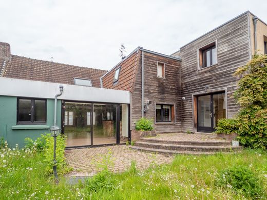 Luxury home in Villeneuve-d'Ascq, North