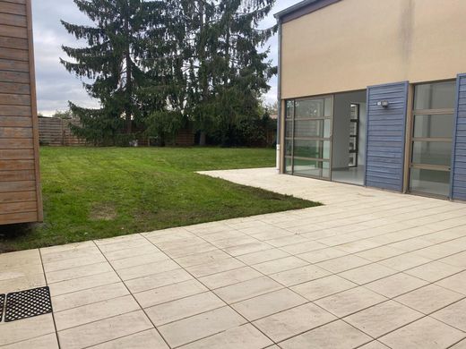 Luxe woning in Ay-sur-Moselle, Moselle