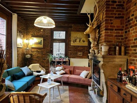 Le Nouvion-en-Thiérache, Aisneの高級住宅