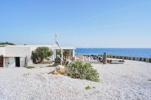 Sausset-les-Pins, Bouches-du-Rhôneの高級住宅