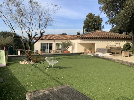 Maison de luxe à Uzès, Gard