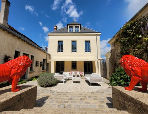 Luxury home in Ablis, Yvelines