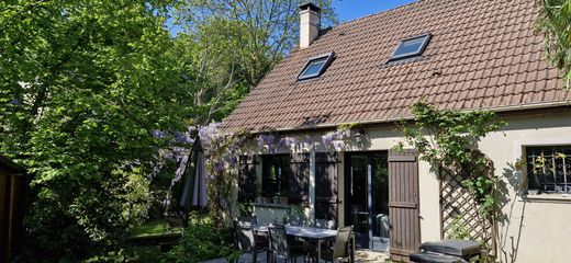 ‏בתי יוקרה ב  Sucy-en-Brie, Val-de-Marne