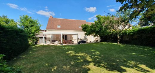 Luxe woning in Survilliers, Val d'Oise