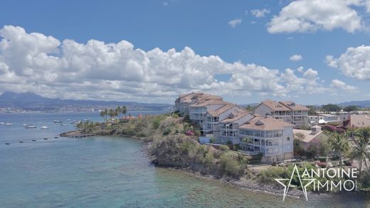 Apartment / Etagenwohnung in Les Trois-Îlets, Martinique