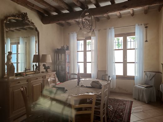 Luxus-Haus in Milhaud, Gard