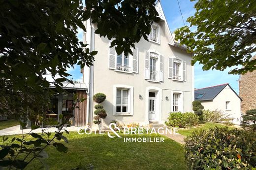 Luxury home in Saint-Malo, Ille-et-Vilaine