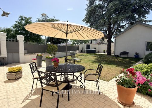 Casa di lusso a Nieul-sur-Mer, Charente-Maritime
