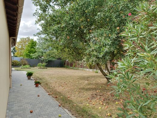 Luxury home in Le Loroux-Bottereau, Loire-Atlantique