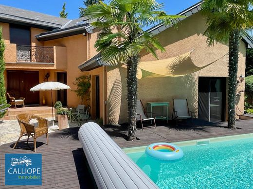 호화 저택 / Le Pian-Médoc, Gironde