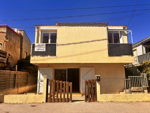 Chalet in Gruissan, Aude
