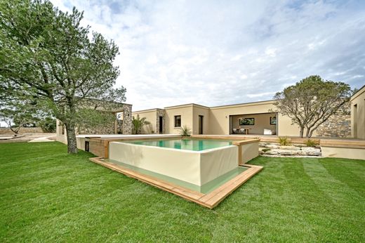 Вилла, Ним, Gard