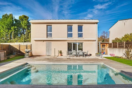 Luxury home in Aix-en-Provence, Bouches-du-Rhône