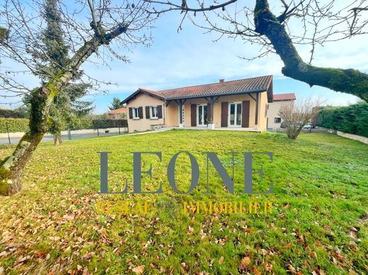 Maison de luxe à Morancé, Rhône