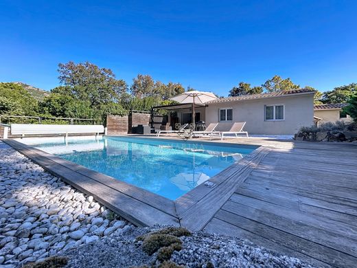 Luxe woning in Porto-Vecchio, South Corsica