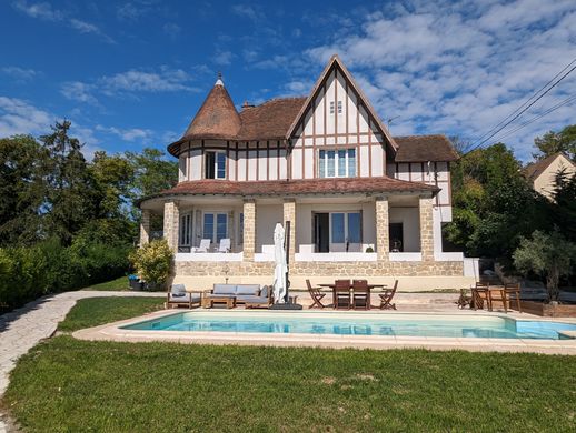 Luxus-Haus in Maule, Yvelines