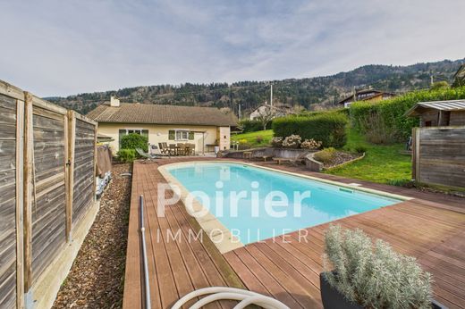 Luxury home in Bons-en-Chablais, Haute-Savoie