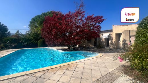 호화 저택 / Chomérac, Ardèche