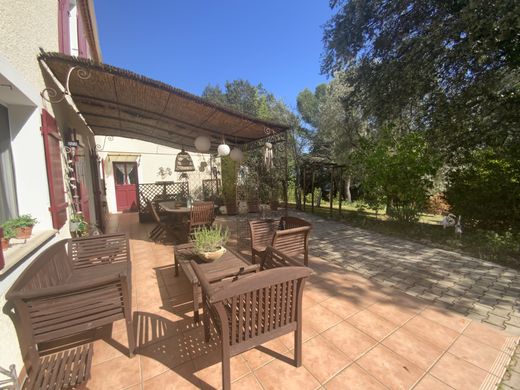 Maison de luxe à Uzès, Gard