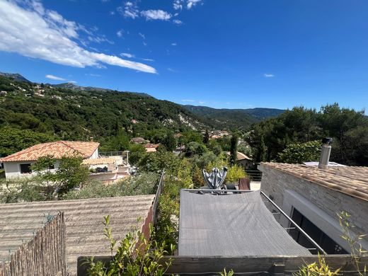 Luxe woning in Contes, Alpes-Maritimes