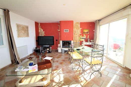 Detached House in Ajaccio, South Corsica