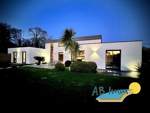 Luxe woning in Ploemeur, Morbihan