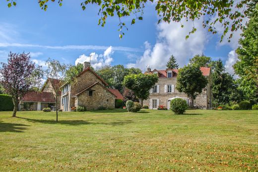 ‏בתי יוקרה ב  Flayat, Creuse