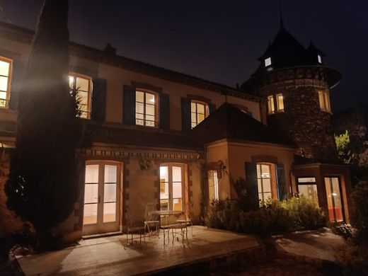 Luxury home in Saint-Fargeau-Ponthierry, Seine-et-Marne