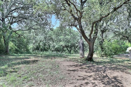 Luxus-Haus in Sommières, Gard