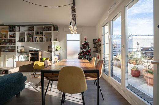Apartment in Saint-Ouen, Seine-Saint-Denis