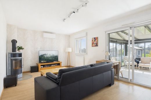Luxus-Haus in Ottange, Moselle