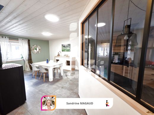 Lüks ev Lyaud, Haute-Savoie