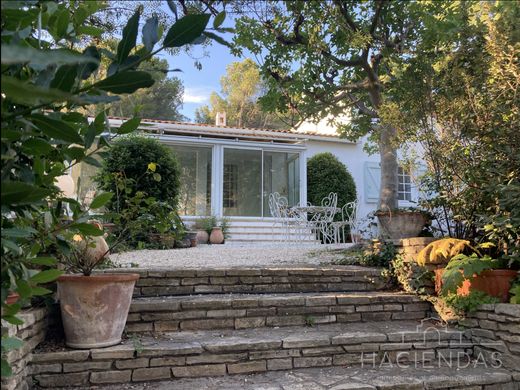 Casa di lusso a Ventabren, Bocche del Rodano