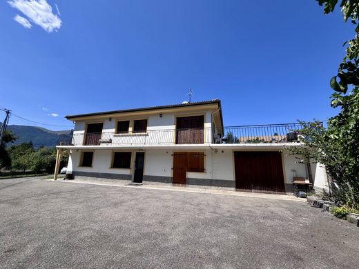 Πολυτελή κατοικία σε Gap, Hautes-Alpes