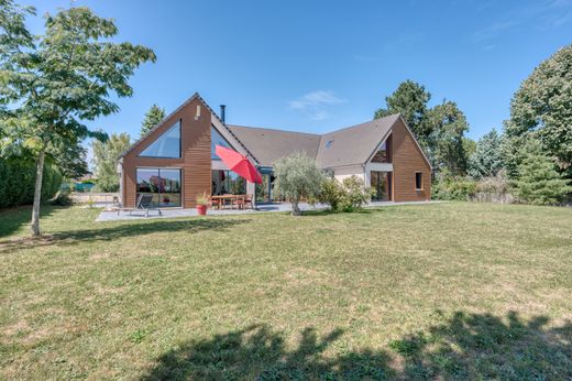 Πολυτελή κατοικία σε Saint-Germain-de-la-Grange, Yvelines