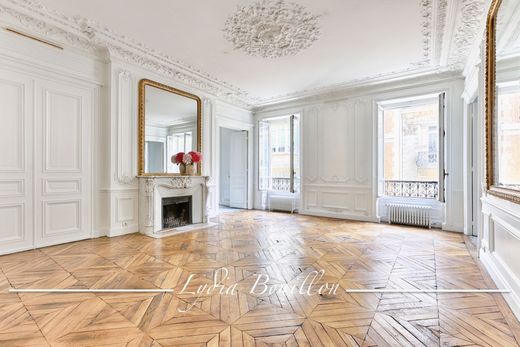 套间/公寓  Champs-Elysées, Madeleine, Triangle d’or, Paris