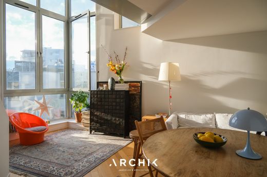 Apartment in Buttes-Chaumont, Villette, Bas Belleville, Paris