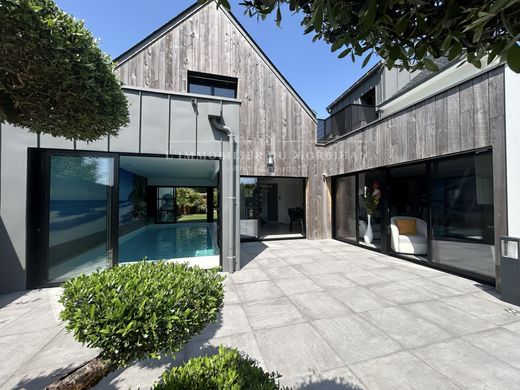 Luxury home in Plescop, Morbihan