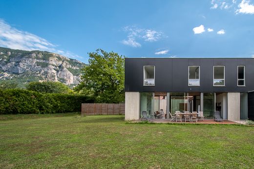 Villa en Collonges-sous-Salève, Alta Saboya