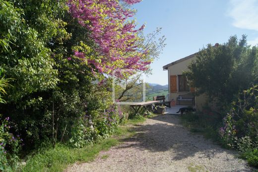 Πολυτελή κατοικία σε Crest, Drôme