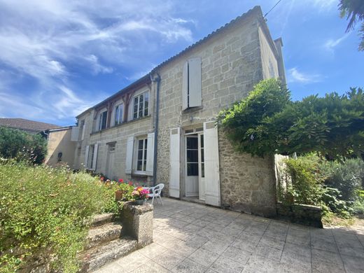 Luxus-Haus in La Réole, Gironde