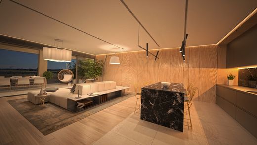 Apartment / Etagenwohnung in Uzès, Gard