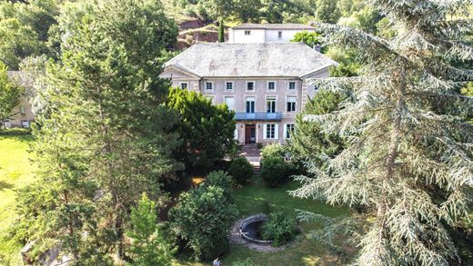 Maison de luxe à Saint-Affrique, Aveyron