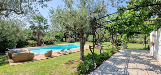 Villa in Roquebrune-sur-Argens, Var