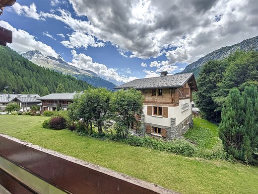 Apartment / Etagenwohnung in Chamonix, Haute-Savoie