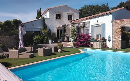 Πολυτελή κατοικία σε Le Beausset, Var